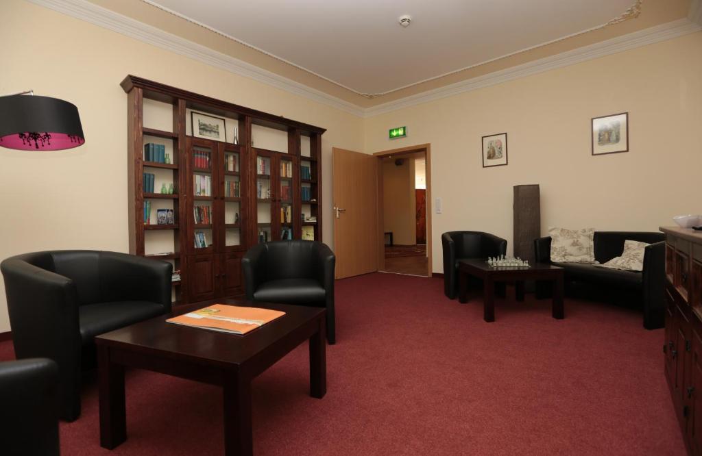 Hotel Am Rossberg Альтенар Экстерьер фото