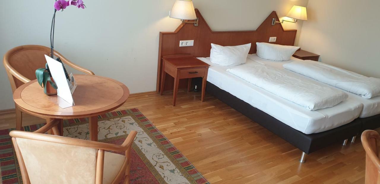 Hotel Am Rossberg Альтенар Экстерьер фото