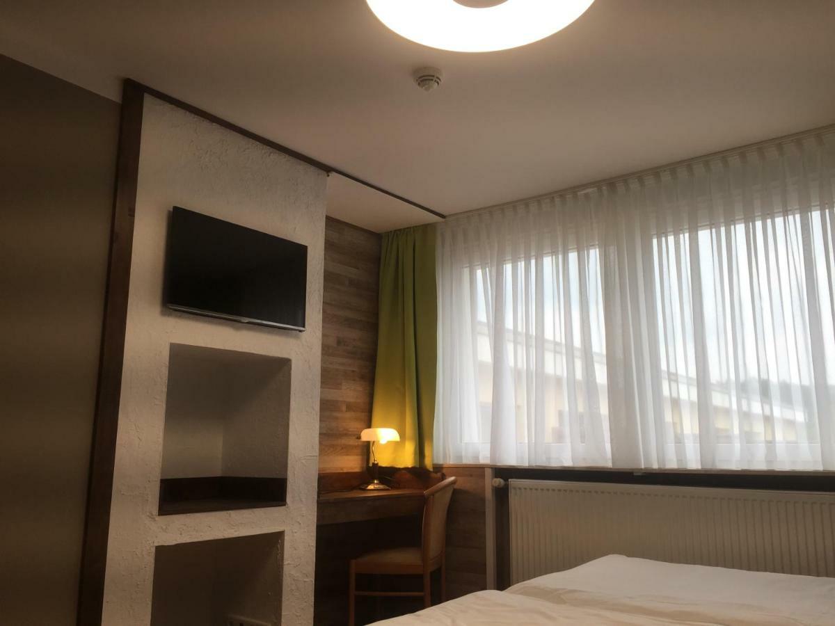 Hotel Am Rossberg Альтенар Экстерьер фото